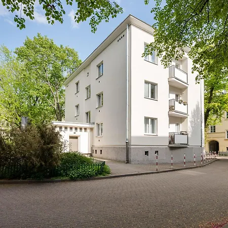 Saxon Garden Spacious By Bookinghost